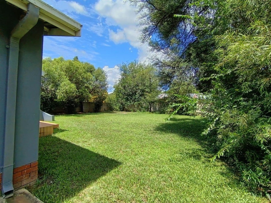 8 Bedroom Property for Sale in Brandwag Free State